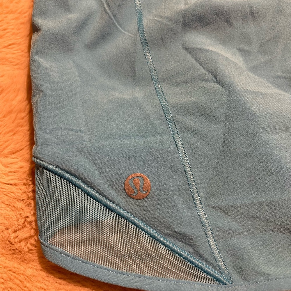 Lululemon Hottie Hot Shorts Size 8. 4 Inch Inseam.